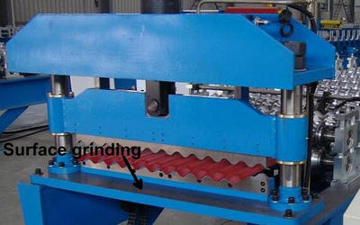 Ρόλος φύλλων υλικού κατασκευής σκεπής χάλυβα που διαμορφώνει Trapezoid ΓΠ IBR μηχανών PPGI, κυλώντας μηχανές φύλλων στεγών