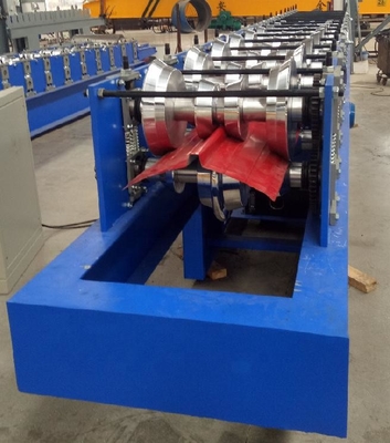4kw High Performance Ridge Cap Roll Forming Machine για το σύστημα οροφής χωρίς συγκόλληση