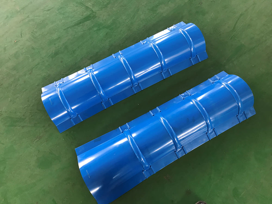 4kw High Performance Ridge Cap Roll Forming Machine για το σύστημα οροφής χωρίς συγκόλληση