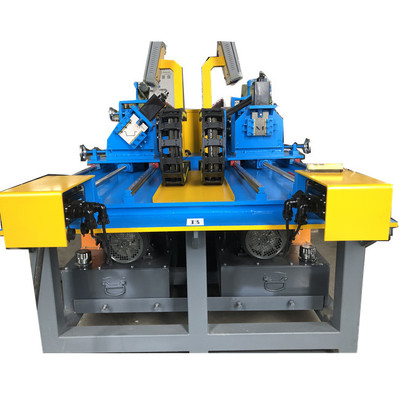 Μεταλλικό καπέλο πώληση Stud και Track C κανάλι ξύλινο τοίχωμα κύριο Furring τοίχωμα γωνία μηχανή